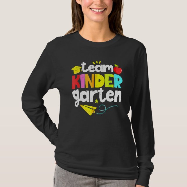 Camiseta Team Kindergarten Teacher Student  Back To School  (Frente)