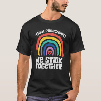 Camiseta TEAM PRESCHOOL Nós Juntamos O Professor de Pré-k