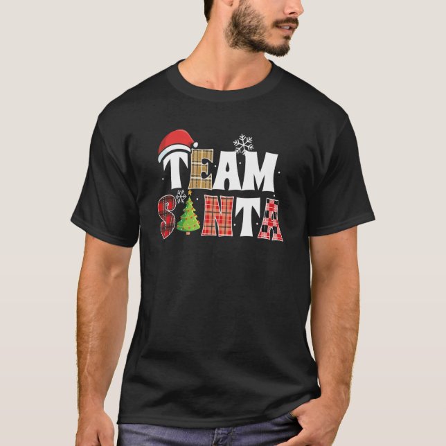 Camiseta Team Santa Family Group Matching Christmas Pajama  (Frente)