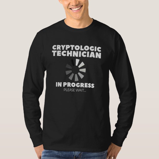 Camiseta Técnico Criptológico Em Andamento Aguarde Cry (Frente)