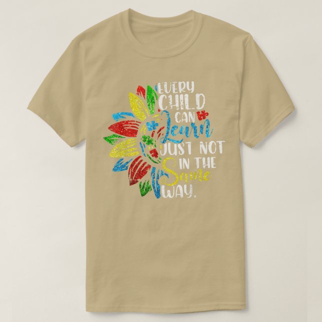 Camiseta Tee Autismo Cada Criança Pode Aprender Não no S (Frente do Design)
