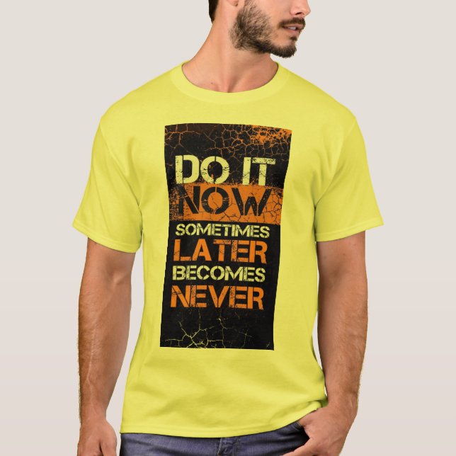 Camiseta Tee de conforto e motivação: Mantenha-Se Dirigido" (Frente)