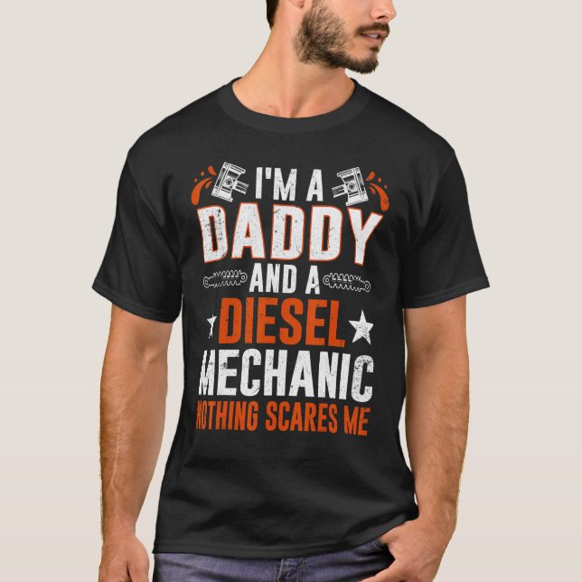 Camiseta Tee For Men Father's Day Diesel Mechanic Daddy (Frente)