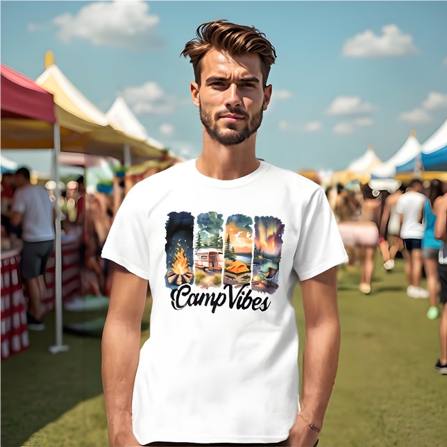 Camiseta Tee Retro Nature para Adventurantes Gen Z Camp Vib (Gen Z t-shirt.  Panels of campfires, a retro camper, sunset tents, and a magical aurora-lit lake.)
