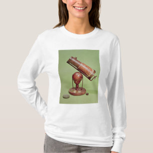 Camiseta Telescópio que pertence ao senhor Isaac Newton