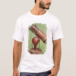 Camiseta Telescópio que pertence ao senhor Isaac Newton