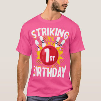 Camiseta Tema Da Boliche primeiro aniversario Atingindo O A