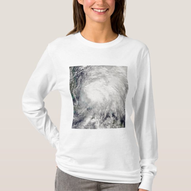 Camiseta Tempestade tropical Noel sobre as Bahamas (Frente)