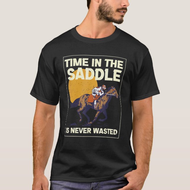 Camiseta Tempo A Sela Nunca é Desperdiçada Sela Equestre  (Frente)