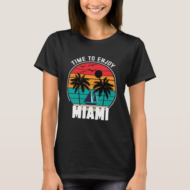 Camiseta Tempo De Férias Para Aproveitar O Miami Retro (Frente)
