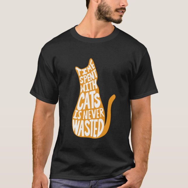 Camiseta Tempo Passado Com Gatos Nunca É Perdido (Frente)