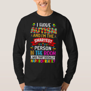 Camiseta Tenho Autismo e sou a pessoa mais inteligente Auti