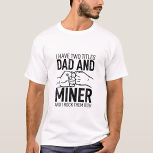 Camiseta Tenho dois títulos de Pai