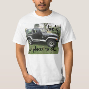 Camiseta "Tenho lugares para ir" Jeep preta e cinz