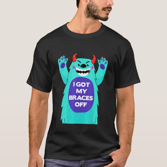 Camiseta Tenho Meus Braços De Monstro Bonito Sorrindo Denta (Frente)