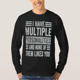 Camiseta Tenho Múltiplas Personalidades E Nenhuma Dela Gost
