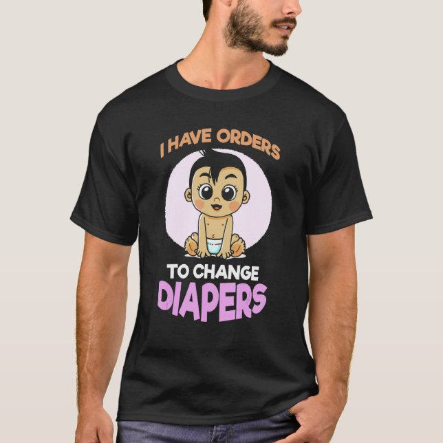 Camiseta Tenho Ordens Para Alterar O Novo Pai De Parentalid (Frente)