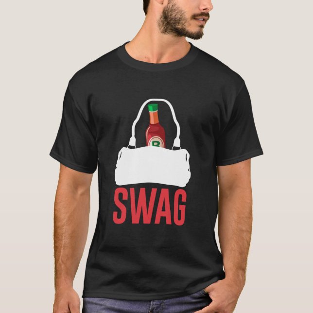 Camiseta TENHO SAUDÃO QUENTE NO MEU SACO, SWAG Essential (Frente)