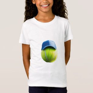 Camiseta Tênis Chic: Bola de Tênis no Tee Boné para Meninas