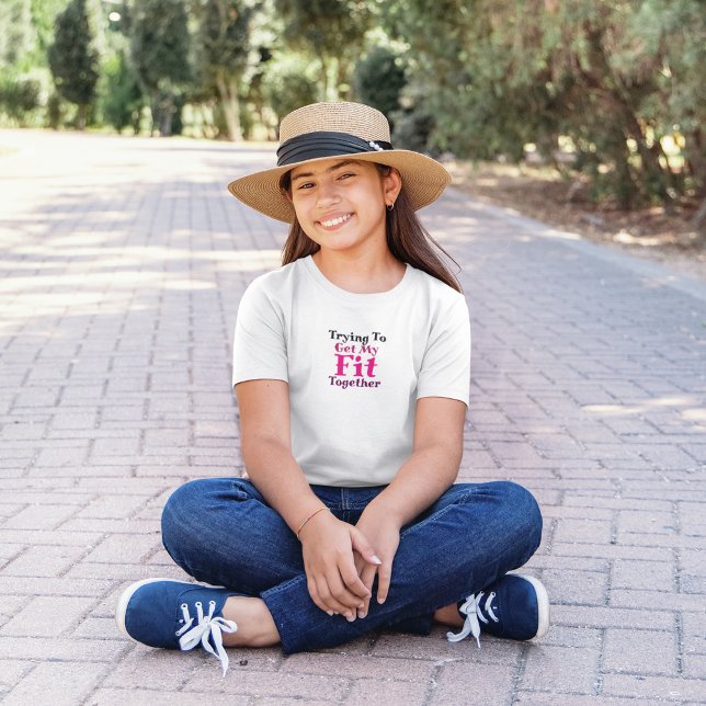 Camiseta Tentando juntar minha ajustado (Criador carregado)