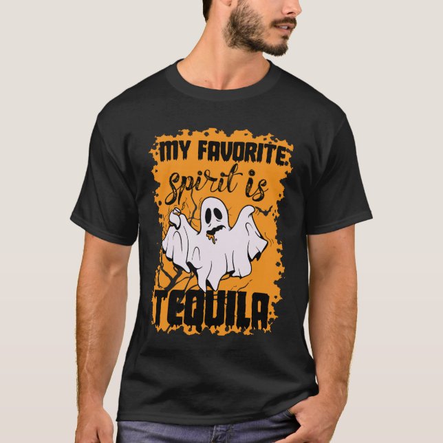 Camiseta Tequila favorita do bebendo de Halloween (Frente)