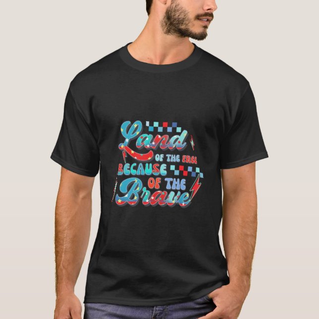 Camiseta Terra dos Livres e Valentes Feliz 4 de Julho Ameri (Frente)