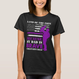 Camiseta Terra Dos Livres Meu Pai É Corajoso Roxo Acima Mil
