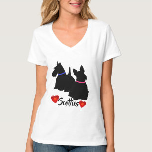 Camiseta Terrier Escocês/silhueta preta coleira rosa/azul