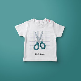 Camiseta Tesoura Desenhada À Mão Com Um Nome T-Shirt
