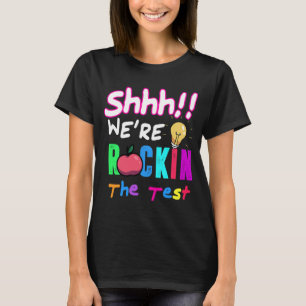 Camiseta Test Day Rock The Test Rainbow Teachent (Professor