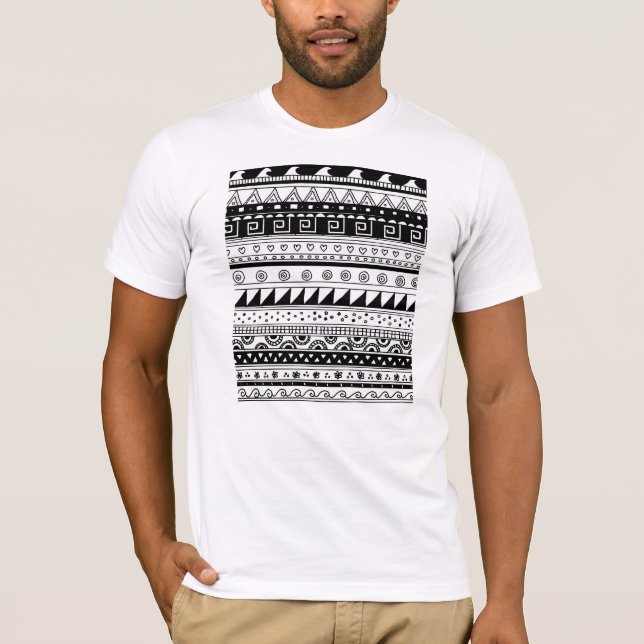Camiseta Teste padrão tribal preto e branco (Frente)