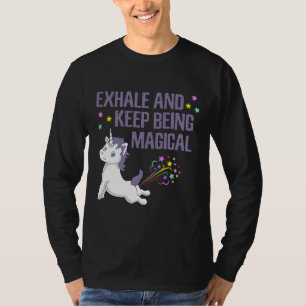 Camiseta Teto de Gráfico de Quadrinhos do Unicorn Yoga Unic