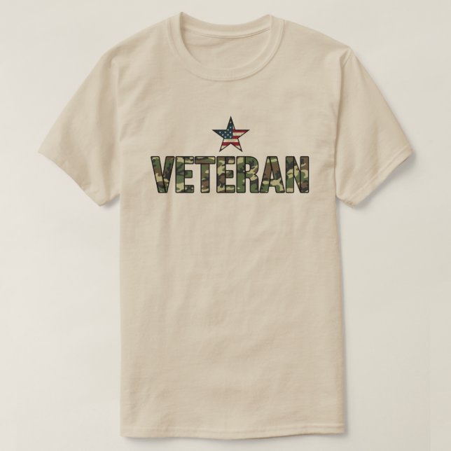 Camiseta Texto Camuflado de Veterano dos EUA  (Frente do Design)