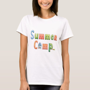 Camiseta Texto colorido do acampamento de verão para a aven