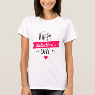 Camiseta Texto do feliz dia de os namorados com cor rosa