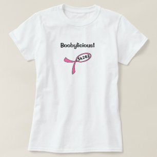 Camiseta Texto preto: Boobylicious!