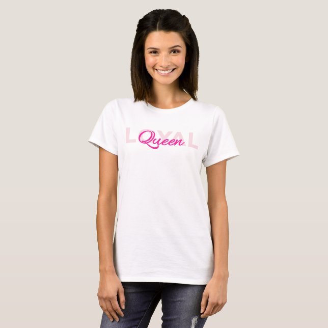 Camiseta Texto Rosa Rainha Real (Frente Completa)