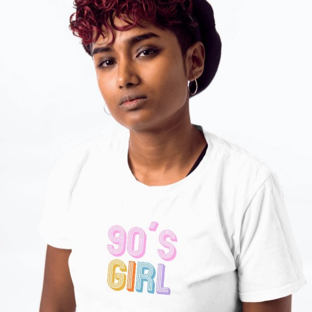 Camiseta Texto simples, branco moderno, de 90 anos (90 's girl tshirt. White modern typography tshirt for ninety s girls, women. Simple trendy fashion)