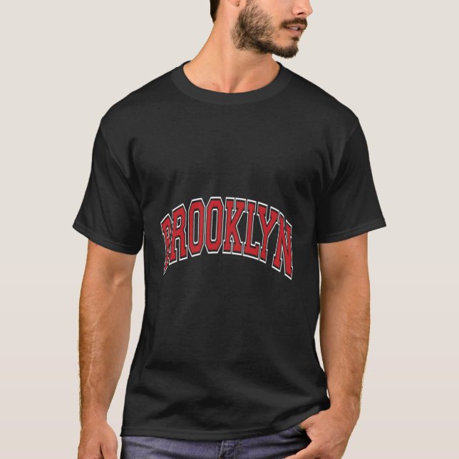 Camiseta Texto Vermelho do Estilo Varsity Brooklyn (Frente)