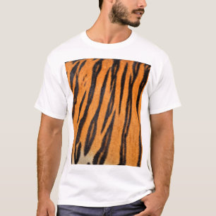 Camiseta Textura realista da pele do tigre.