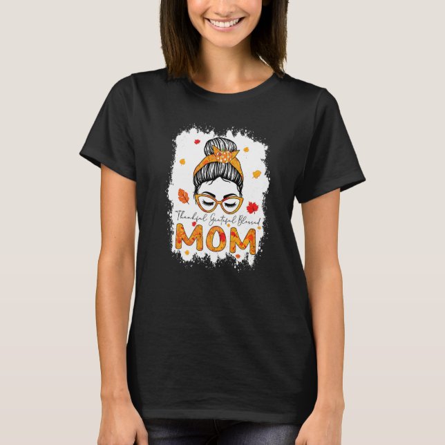 Camiseta Thankful Grateful Blessed Mom Pumpkins Messy Bun   (Frente)