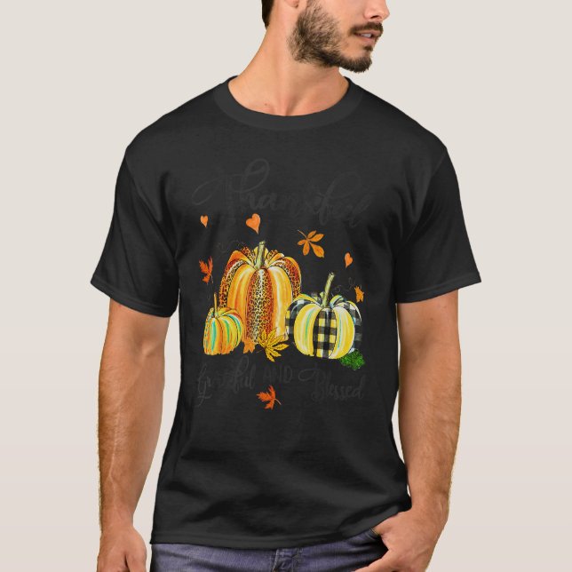 Camiseta Thankful Greatful And Blessed Fall Vibes Pumpkins (Frente)
