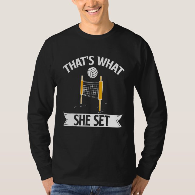 Camiseta That's What She Set Volleyball Player Sports Team  (Frente)