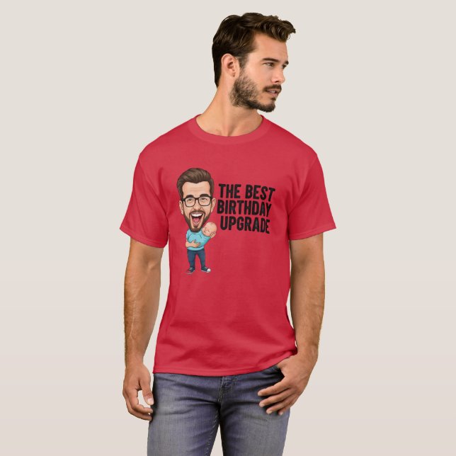 Camiseta The Best Birthday Upgrade Dad with Glasses (Frente Completa)