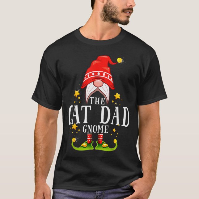 Camiseta The Cat Dad Gnome Christmas Matching For Men Women (Frente)