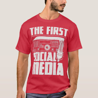 Camiseta The First Social Media - Ham Radio Amateur Radio O