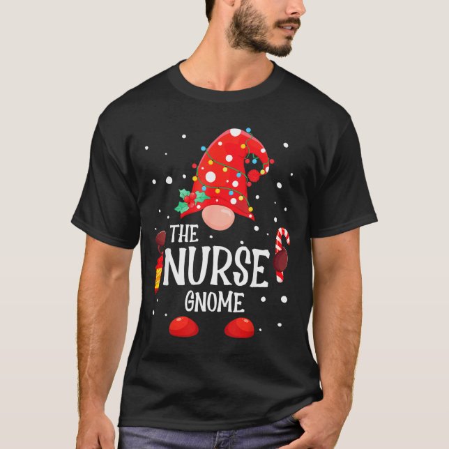 Camiseta The Nurse Gnome Matching Family Christmas Gnome Pa (Frente)