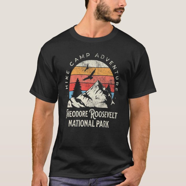 Camiseta Theodore Roosevelt North Dakota Nature Hike Outdoo (Frente)