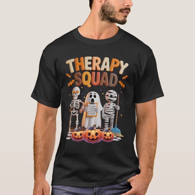 Camiseta Therapy Squad Halloween Ot Pt Slp Physical Therapi (Frente)