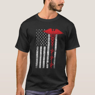 Camiseta Thin Red Line USA Flag Heartbeat Pride Enfermeira 
